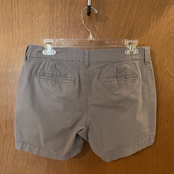 Old Navy Everyday Short Womens Size 4 Olive Green and Gray - 2 pairs - Picture 7 of 8